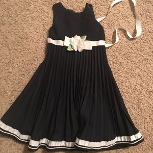 Size 4 girls beautiful dress